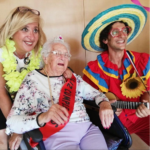 Serpentina Senior: Ayudando a celebrar la vida a cientos de personas mayores