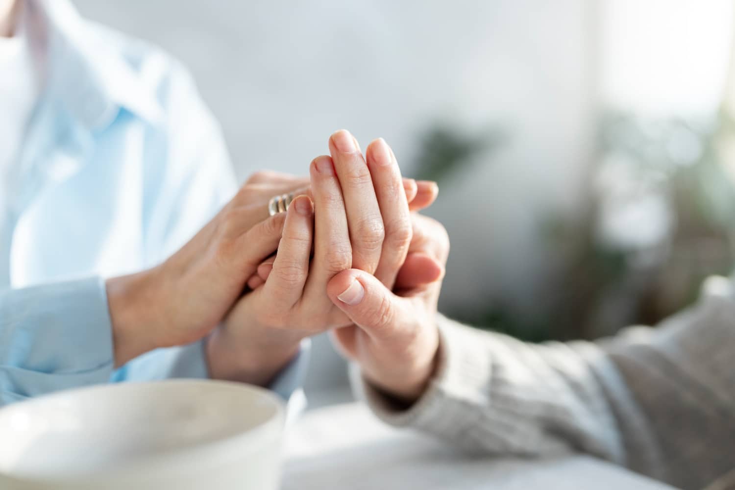 Cuidados del hogar para las personas mayores con Parkinson.